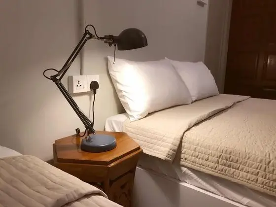 Basic Dört Kişilik Oda, 2 Büyük (Queen) Boy Yatak, Ortak Banyo