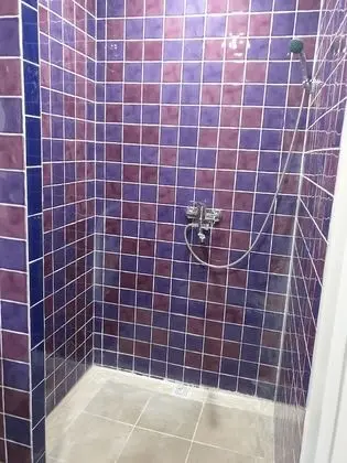 Basic Ortak Ranzalı Oda, Sadece erkekler için (8 beds)