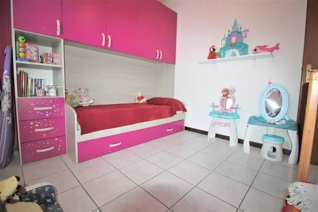 Ev, 2 Yatak Odası, Şömine