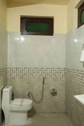 Deluxe Tek Büyük Yataklı Oda, 1 Yatak Odası, Sigara İçilebilir, Dağ Manzaralı