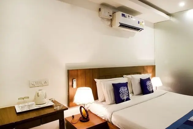 Deluxe Tek Büyük Yataklı Oda, 1 Yatak Odası, Sigara İçilebilir, Şehir Manzaralı