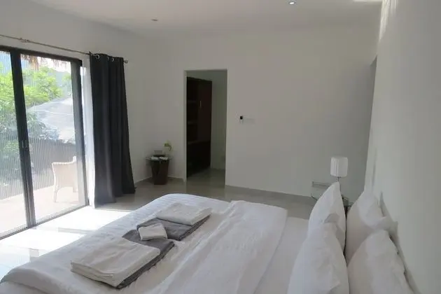 Premium Tek Büyük Yataklı Oda