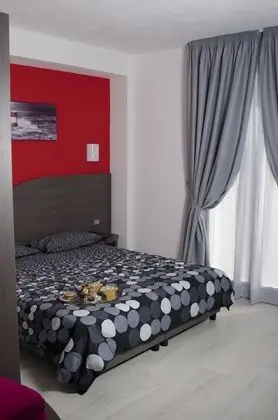 Deluxe Tek Büyük veya İki Ayrı Yataklı Oda, 1 Yatak Odası, Havuz Kenarı