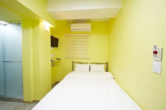 Tek Büyük Yataklı Oda