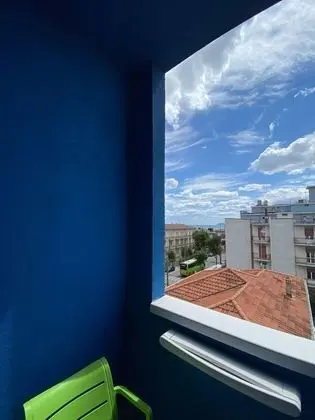 Junior Tek Büyük Yataklı Oda, Kısmi Deniz Manzaralı