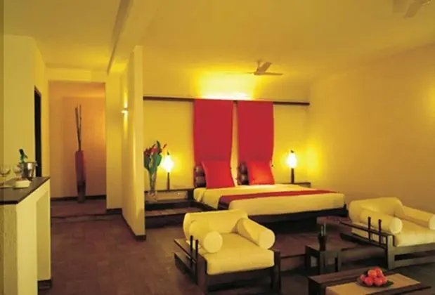 Luxury Oda