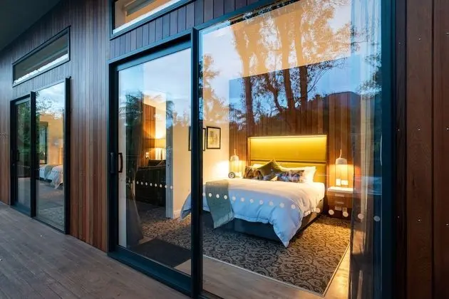 Deluxe Ağaç Ev, Sıcak Su Havuzu (Treehouse)