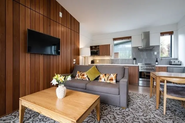Deluxe Ağaç Ev, Sıcak Su Havuzu (Treehouse)