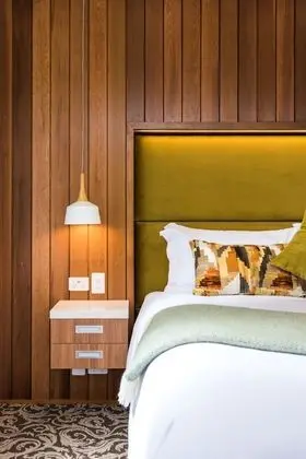 Deluxe Tek Büyük Yataklı Oda (Tree Hut)