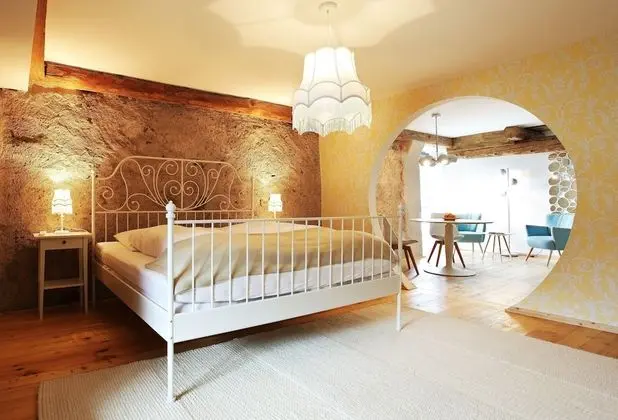 Tek Büyük Yataklı Oda