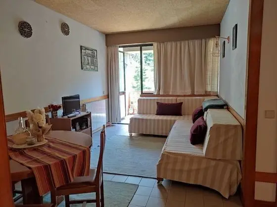 Classic Apart Daire, Özel Banyo, Bahçe Manzaralı