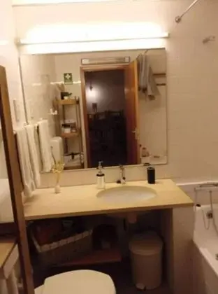 Classic Apart Daire, Özel Banyo, Bahçe Manzaralı