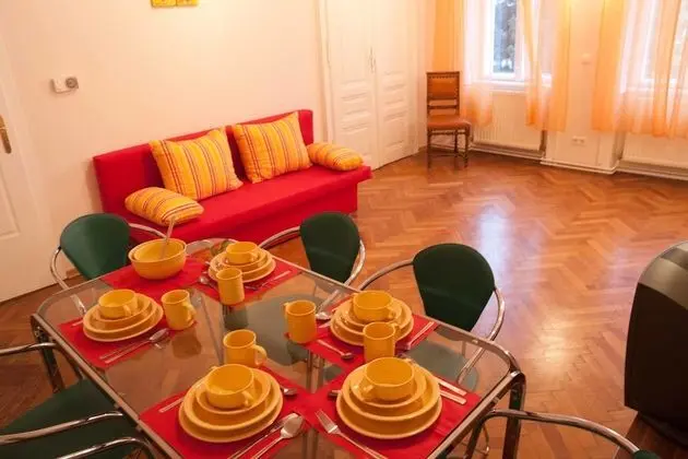 Basic Apart Daire, 2 Yatak Odası, Teras, Şehir Manzaralı (Top 5)