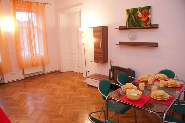 Basic Apart Daire, 2 Yatak Odası, Teras, Şehir Manzaralı (Top 5)