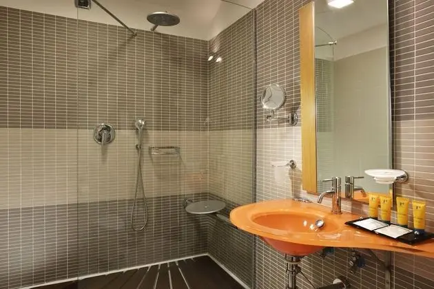 Deluxe Tek Büyük Yataklı Oda, Teras, Deniz Manzaralı