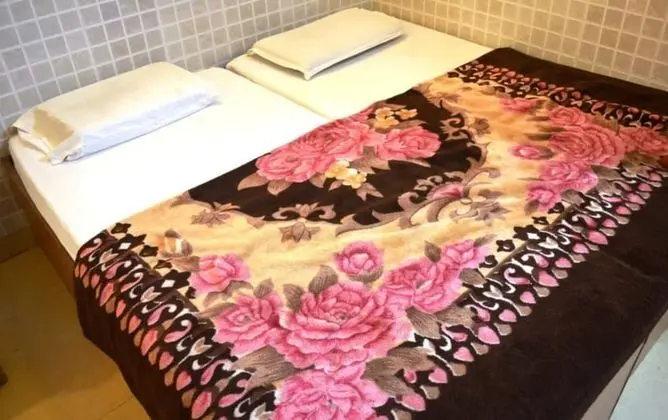 Economy Tek Büyük Yataklı Oda