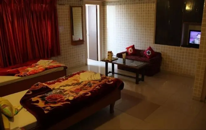 Economy Tek Büyük Yataklı Oda