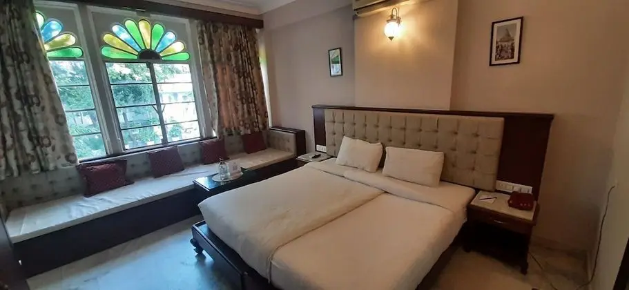 Deluxe Tek Büyük veya İki Ayrı Yataklı Oda