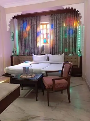 Deluxe Tek Büyük veya İki Ayrı Yataklı Oda
