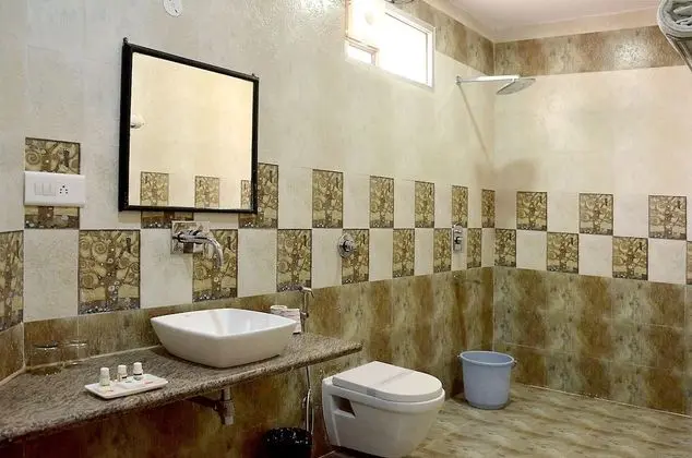 Deluxe Tek Büyük veya İki Ayrı Yataklı Oda, 1 Tek Kişilik Yatak, Bahçe Manzaralı