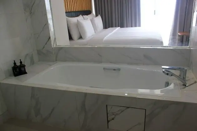 Suite Room