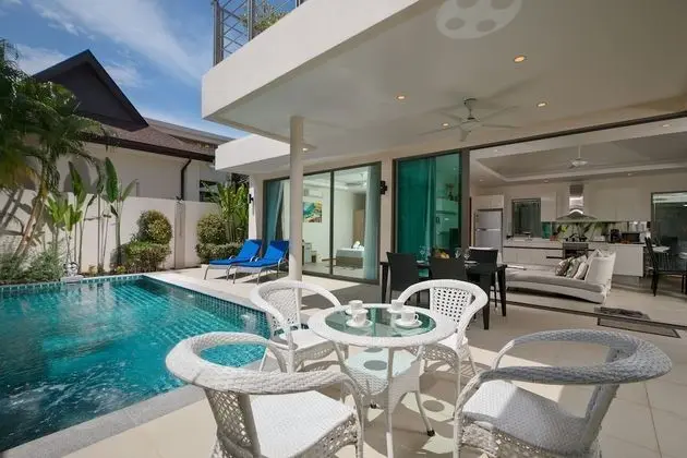 Comfort Villa, 4 Yatak Odası, Teras, Havuz Manzaralı