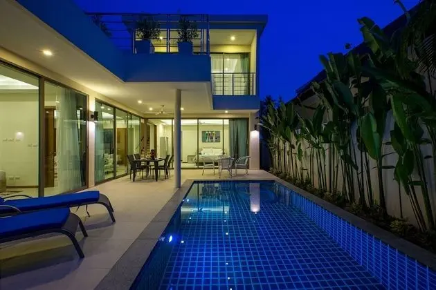 Comfort Villa, 4 Yatak Odası, Teras, Havuz Manzaralı