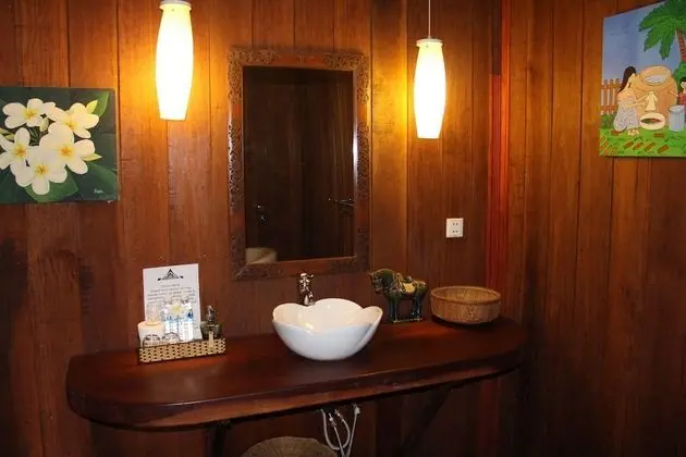 Deluxe Tek Büyük Yataklı Oda, Bahçe Manzaralı