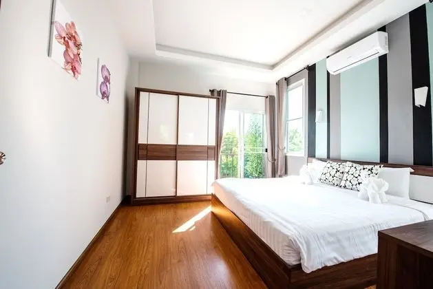 Family pool villa for 16 persons