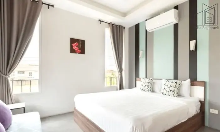 Family pool villa for 16 persons