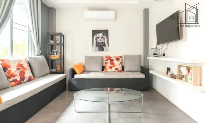 Family pool villa for 16 persons