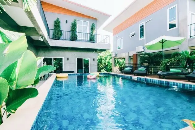 Family pool villa for 16 persons