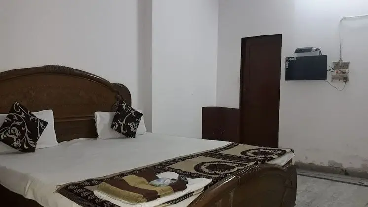 Basic Tek Büyük Yataklı Oda, 1 Çift Kişilik Yatak
