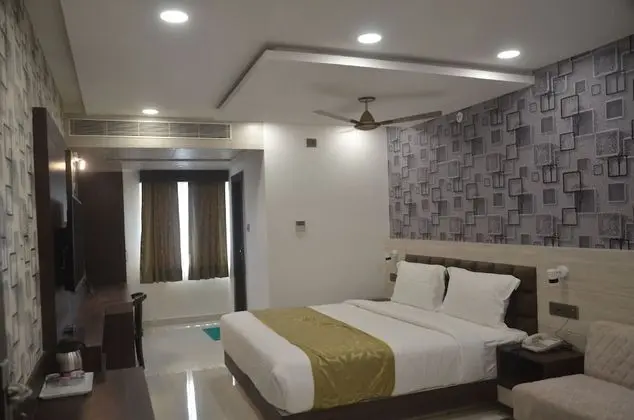 Super Deluxe Room