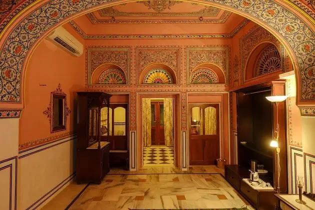 Deluxe River Facing Room