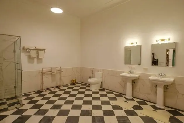 Deluxe River Facing Room