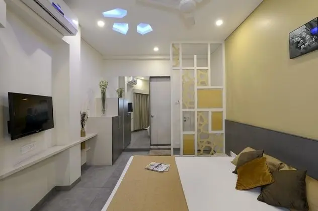 Deluxe Tek Büyük Yataklı Oda, 1 Çift Kişilik Yatak, Şehir Manzaralı