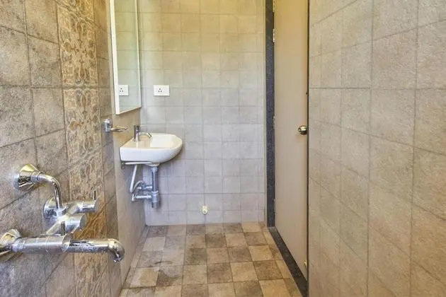 Deluxe Tek Büyük Yataklı Oda, 1 Çift Kişilik Yatak, Şehir Manzaralı