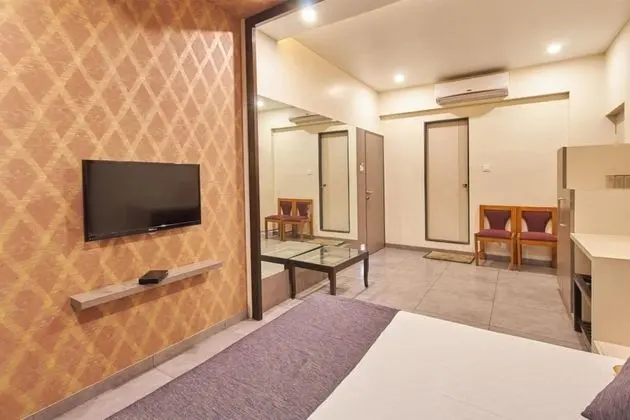Süit, 1 Çift Kişilik Yatak, Şehir Manzaralı