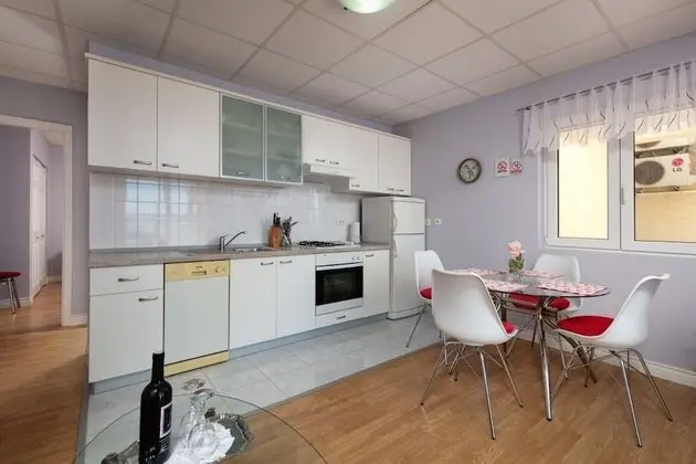 Apart Daire (Rajna - 100 m from sea - A1 Crveni(2+)