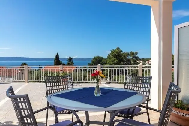Apart Daire (Rajna - 100 m from sea - A1 Crveni(2+)