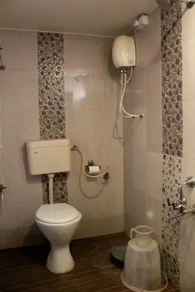 Classic Tek Büyük Yataklı Oda