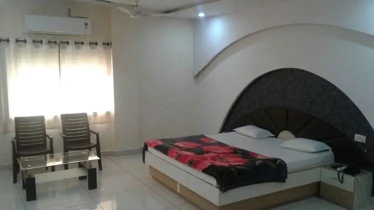 Deluxe İki Ayrı Yataklı Oda, 1 Çift Kişilik Yatak, Engellilere Uygun, Özel Banyo