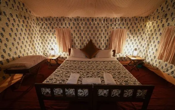 Swiss Tent, 1 King Bed, Non Smoking, Resort View