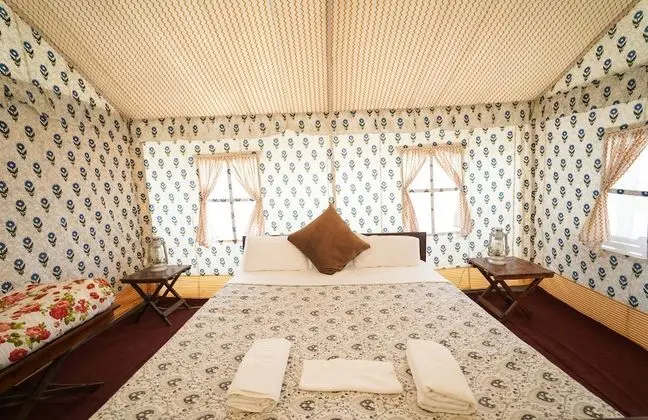 Swiss Tent, 1 King Bed, Non Smoking, Resort View