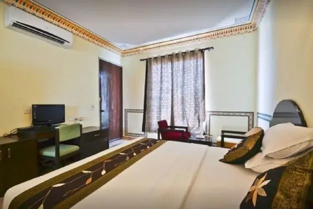 Deluxe Oda, 1 Yatak Odası, Sigara İçilebilir