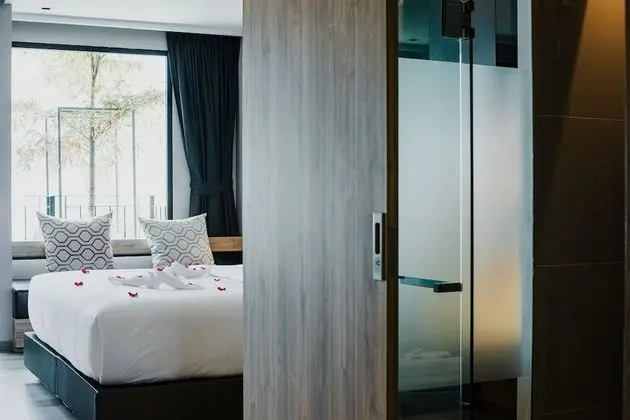Deluxe King Bed Room