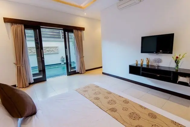 Luxury Villa, 2 Yatak Odası, Havuz Manzaralı