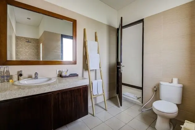 Luxury Villa, 3 Yatak Odası, Havuz Manzaralı