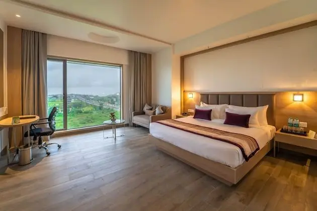 Fern Club Premium Room